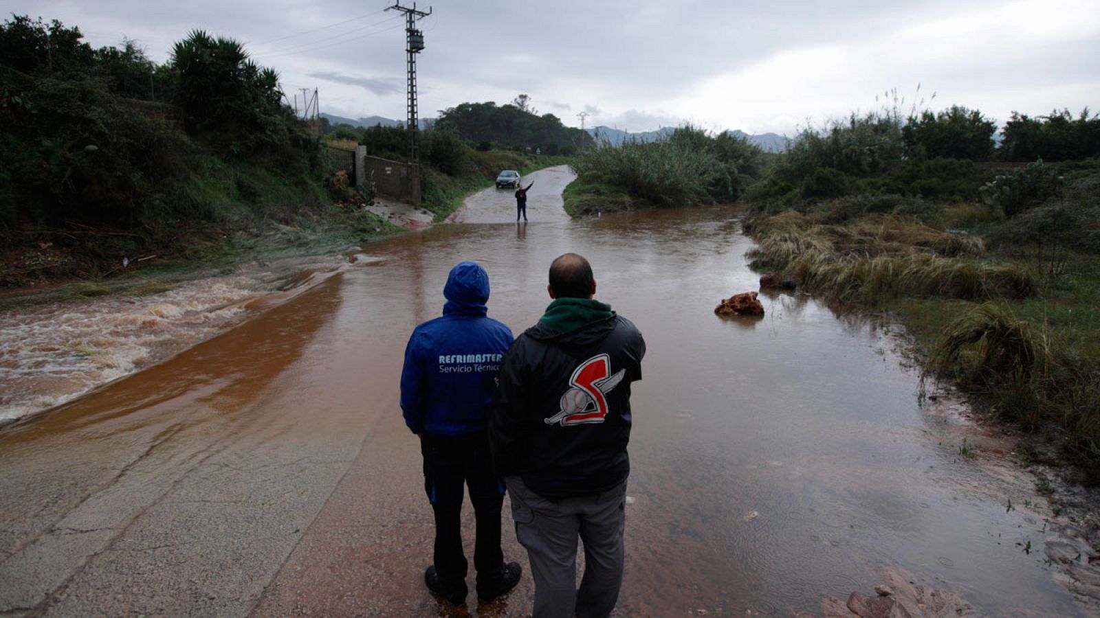 Alerta roja por lluvias y hasta 300 litros por metro cuadrado en Valencia
