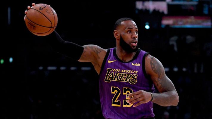 NBA | LeBron James supera a Chamberlain tras anotar 44 puntos ante Portland - RTVE.es