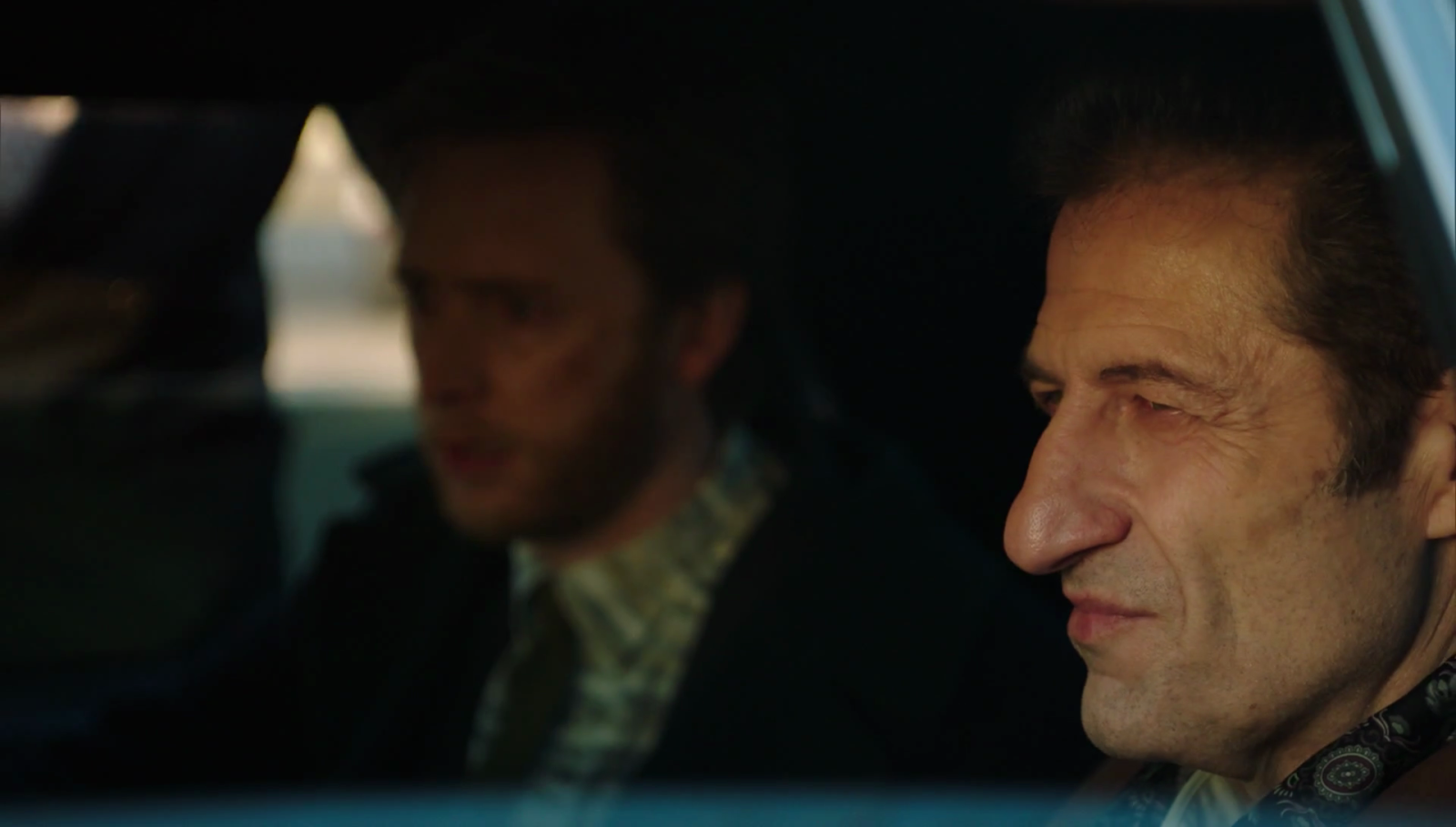 Cuéntame cómo pasó - Mazzolini obliga a Toni a redactar su lista de contactos