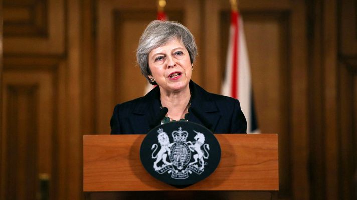 Telediario 1 - Telediario 2 en 4' - 15/11/18