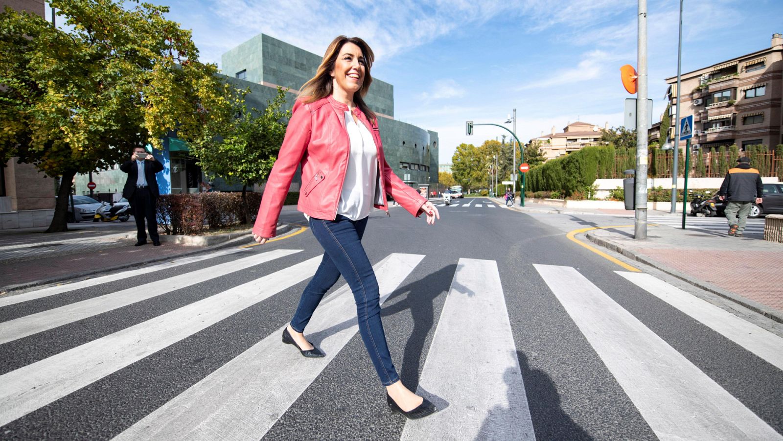 Díaz afronta "ilusionada" la campaña andaluza pese al veto del resto de partidos