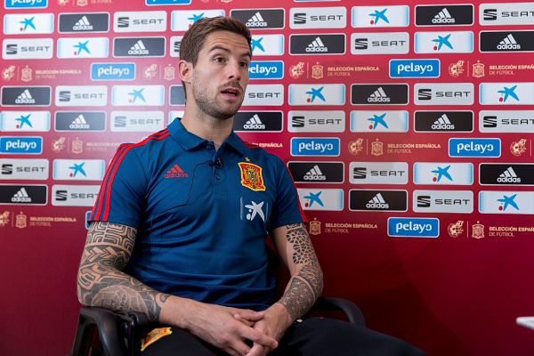 Telediario 1 - Iñigo Martínez: "Dudar de De Gea sería muy triste"