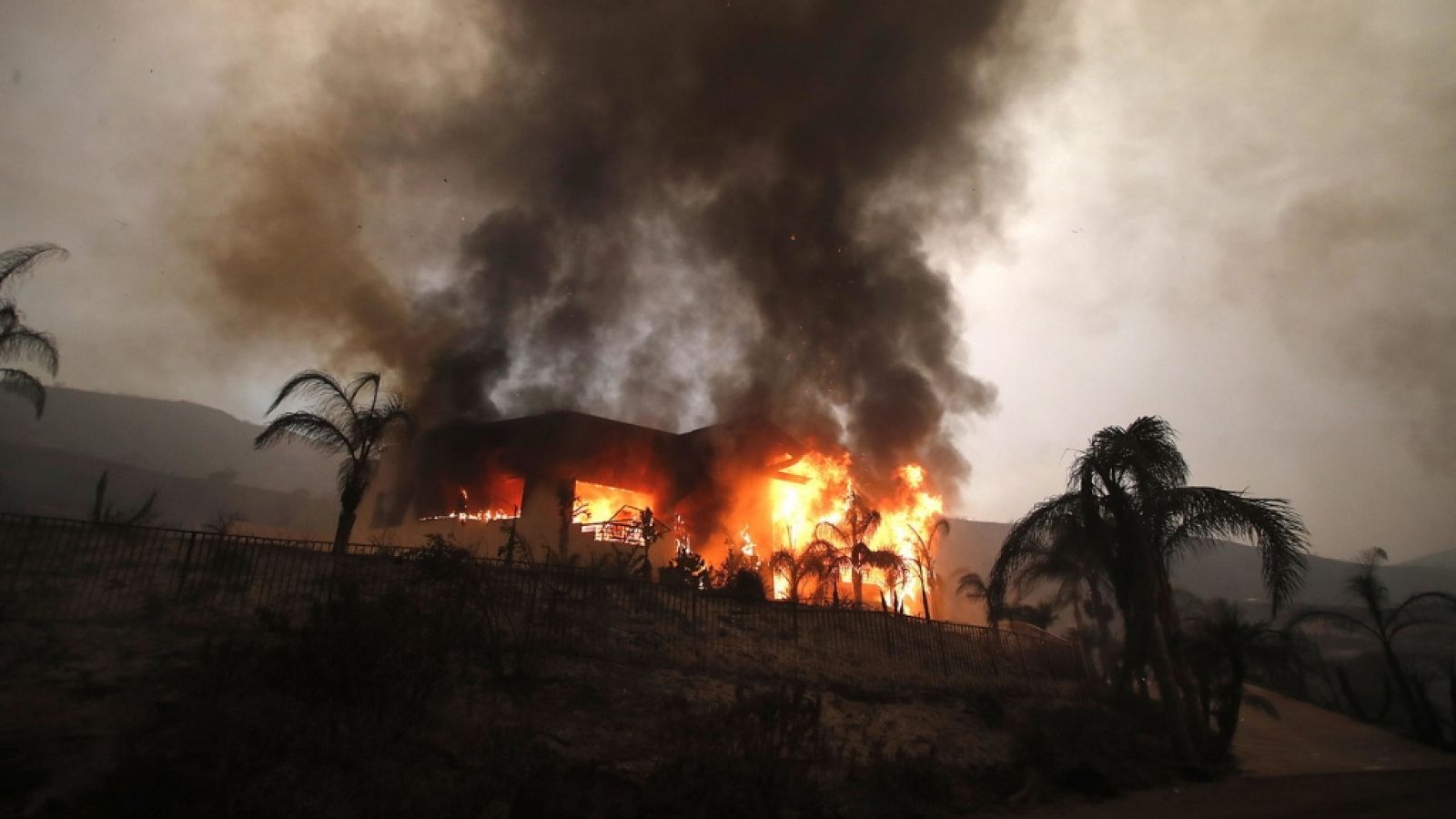 Informe Semanal - Arde California - ver ahora