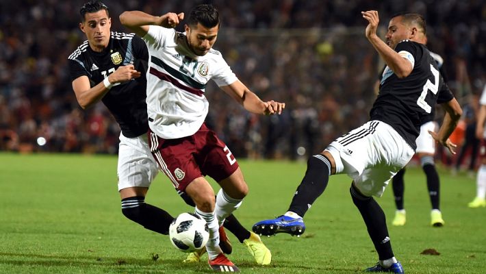 Fútbol - Amistoso Internacional: Argentina - México