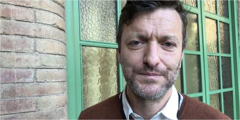 OI2 - Entrevista a Caspar Llewellyn Smith