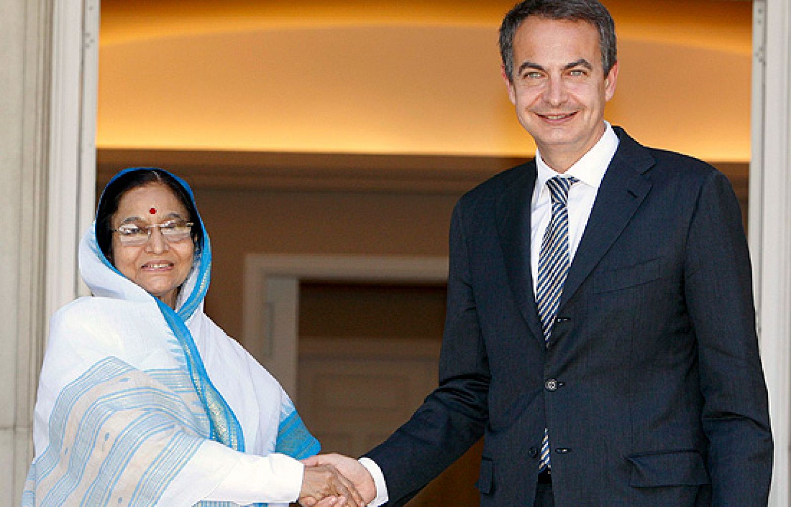 Telediario 1 en cuatro minutos - 22/04/09 | Ver