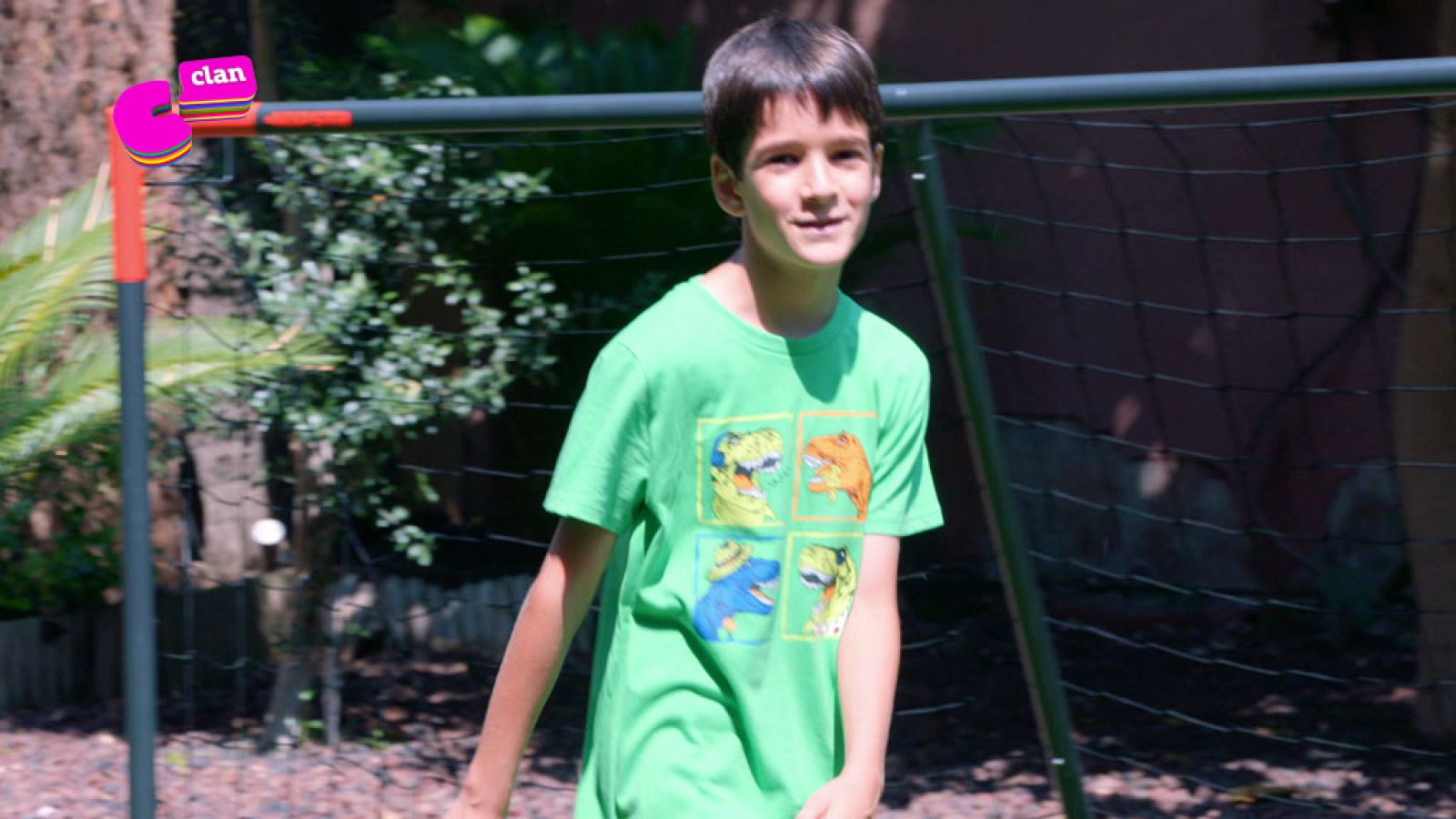 Bernat entrena al fútbol - Club Clan | Ver