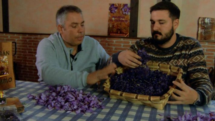 Aquí la Tierra - Azafrán con sello de El Tiemblo