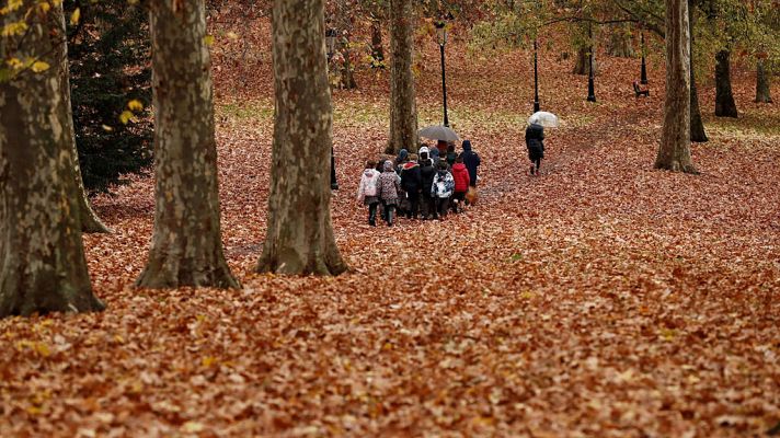 El tiempo - Vientos fuertes, con rachas muy fuertes, en las mitades norte y este de la Península, Baleares y Melilla