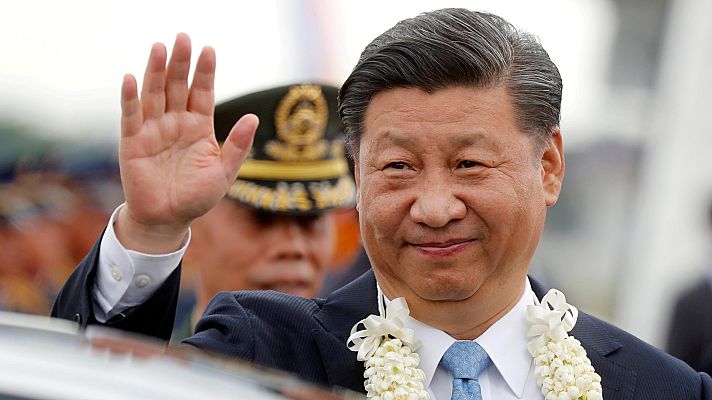 Telediario 1 - Xi Jinping llega a Madrid para la primera visita de Estado de un presidente chino a España en 13 años