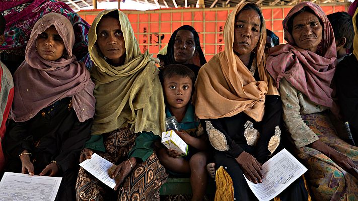  - Los refugiados rohinyás sobreviven pese a la desesperanza en Bangladesh