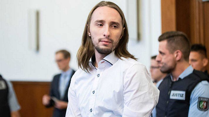 Telediario 1 - Condenado a 14 años de prisión el autor del atentado contra el autobús del Borussia