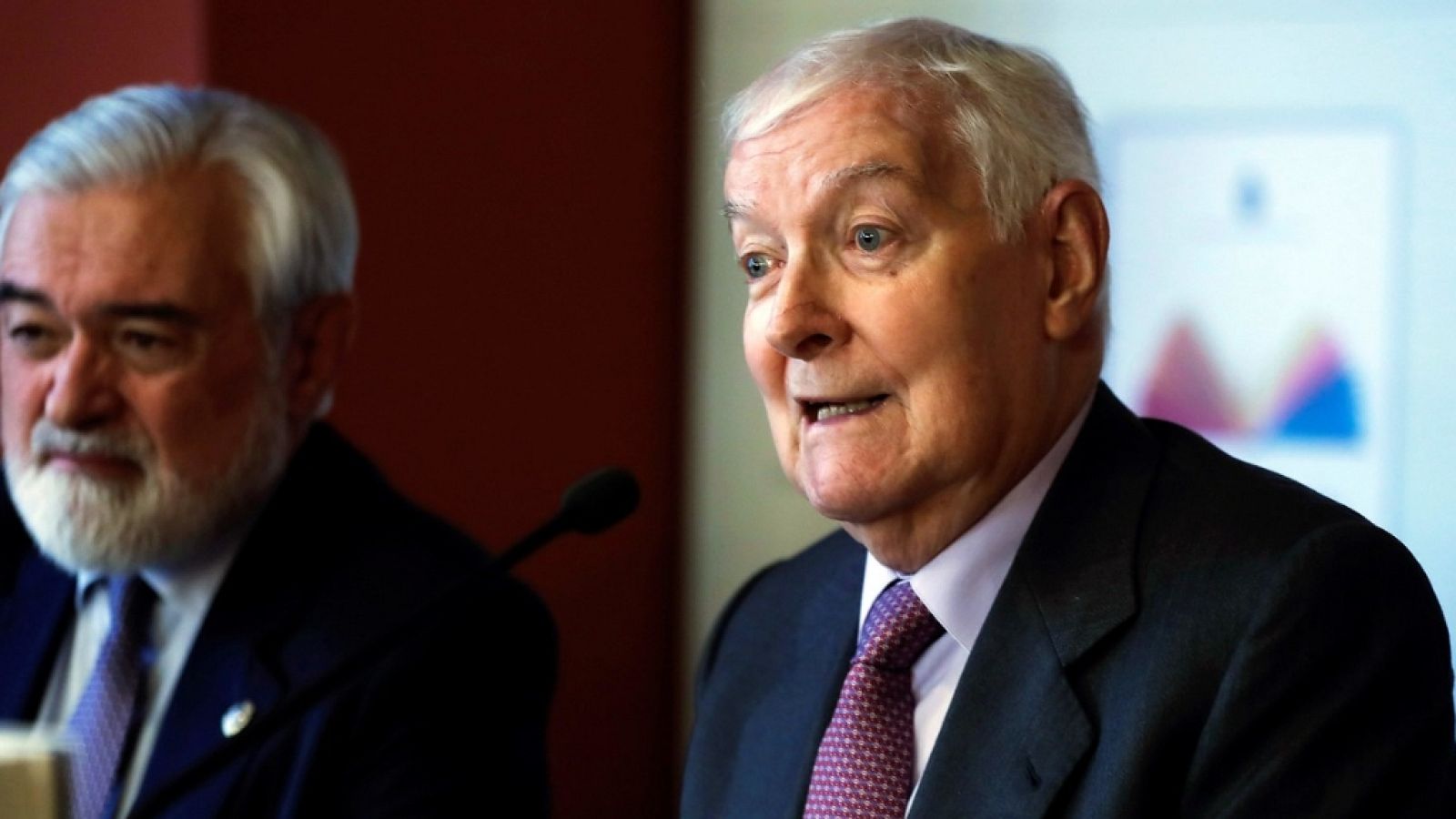 La tarde en 24 horas - Entrevista: Víctor García de la Concha - ver ahora