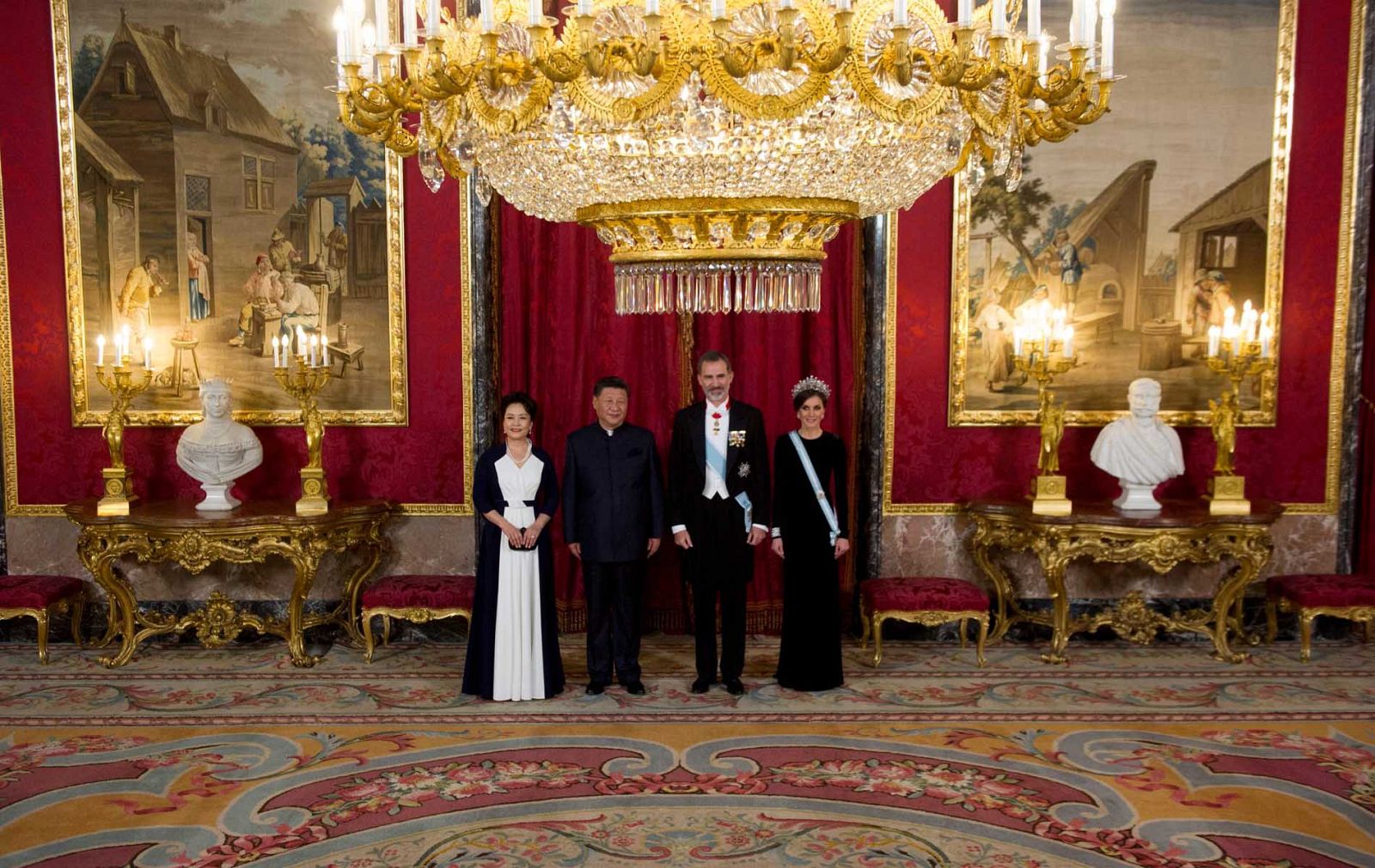 Cena de Gala ofrecida por los reyes al presidente chino Xi Jinping | Ver