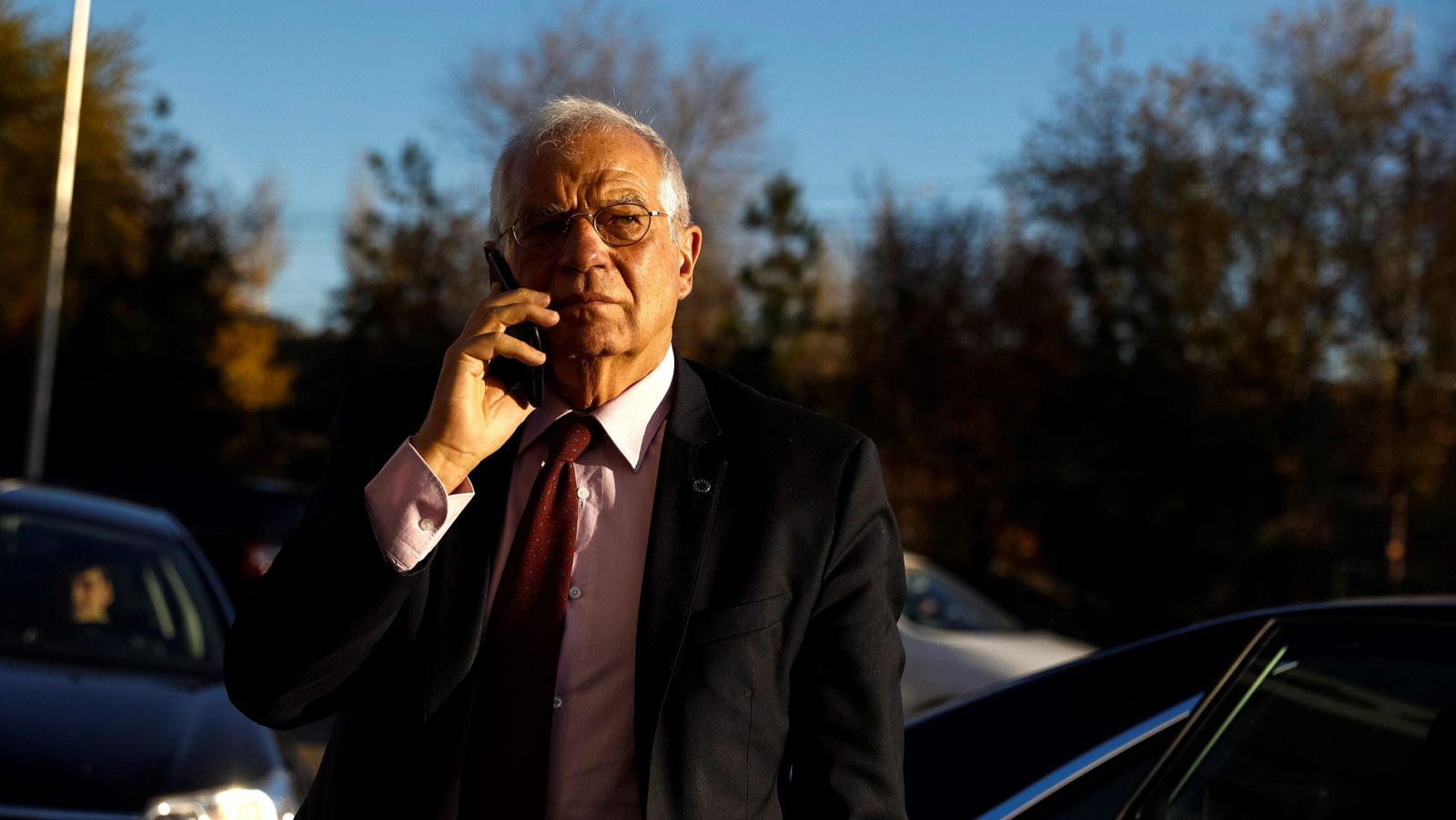 Borrell no dimite pese a la tensión electoral - Informativo 24h | Ver