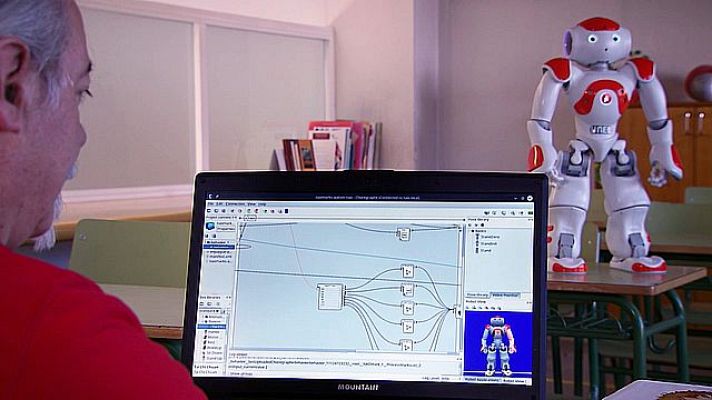 Universo UNED - Robótica en la Universidad