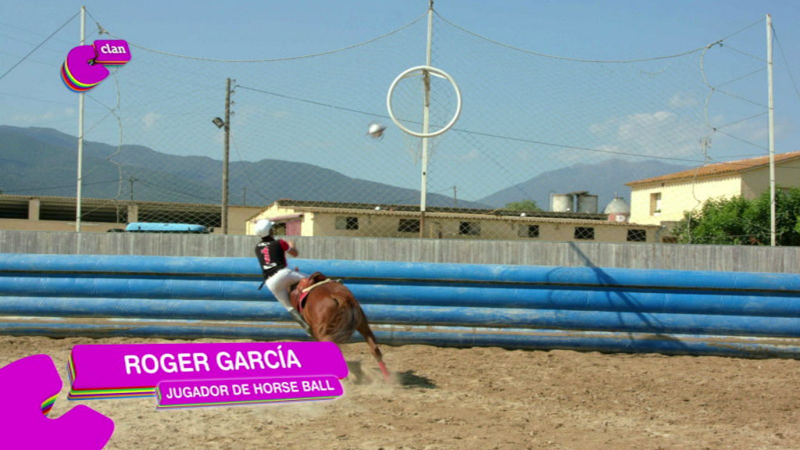 Roger García, jugador de horse ball - Entrenamiento diario - Club Clan | Ver