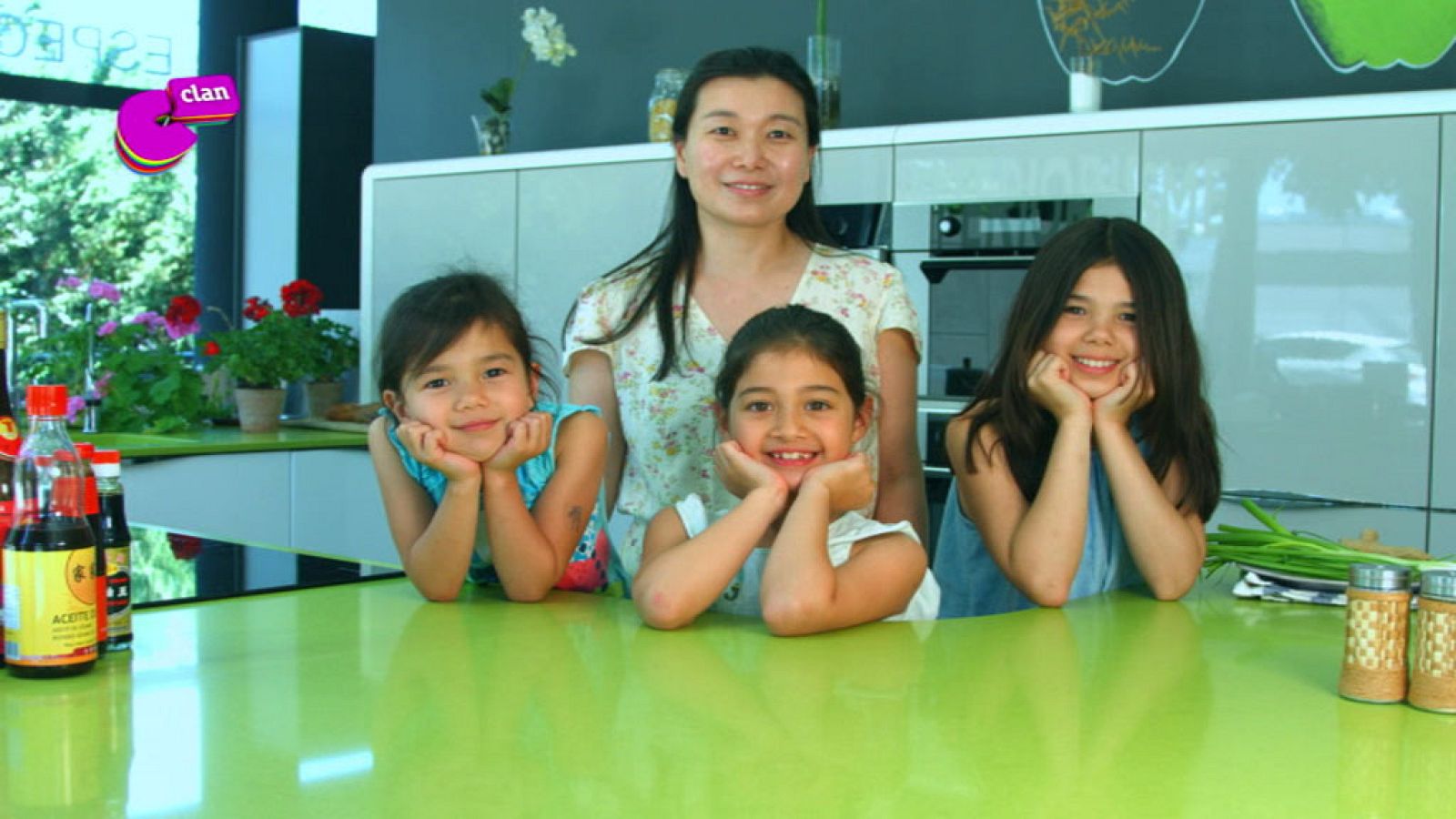 Daniela, Ana y Elena, chefs por un día - Club Clan | Ver