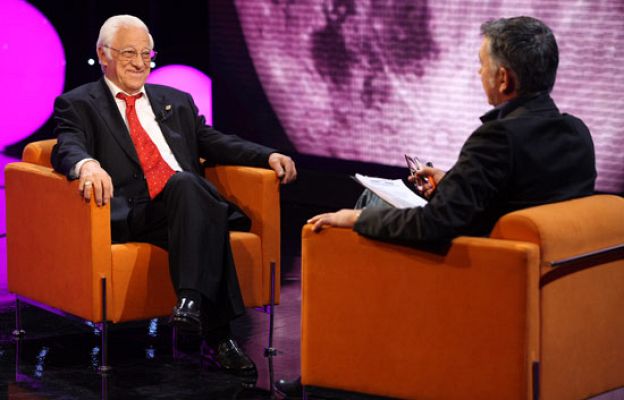 En noches como esta - Entrevista al Padre Ángel