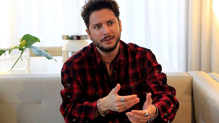 Telediario 1 - Manuel Carrasco nos habla de su nuevo disco 'La cruz del mapa'