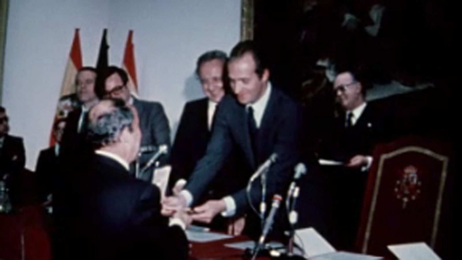 Noticias Nacional 1980 - Don Juan Carlos y Doña Sofía en el Museo del Prado con motivo del Día de las Bellas Artes