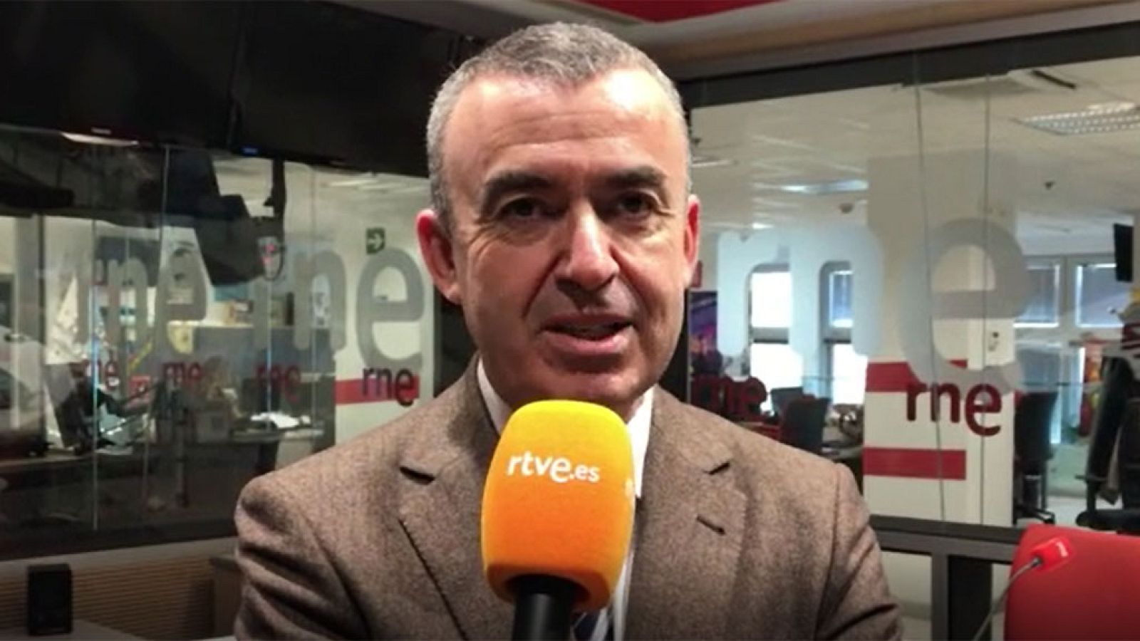 Lotería de Navidad 2018 - Lorenzo Silva: "Solo me ha tocado una vez en una pedrea y me compré un walkman" - Ver ahora