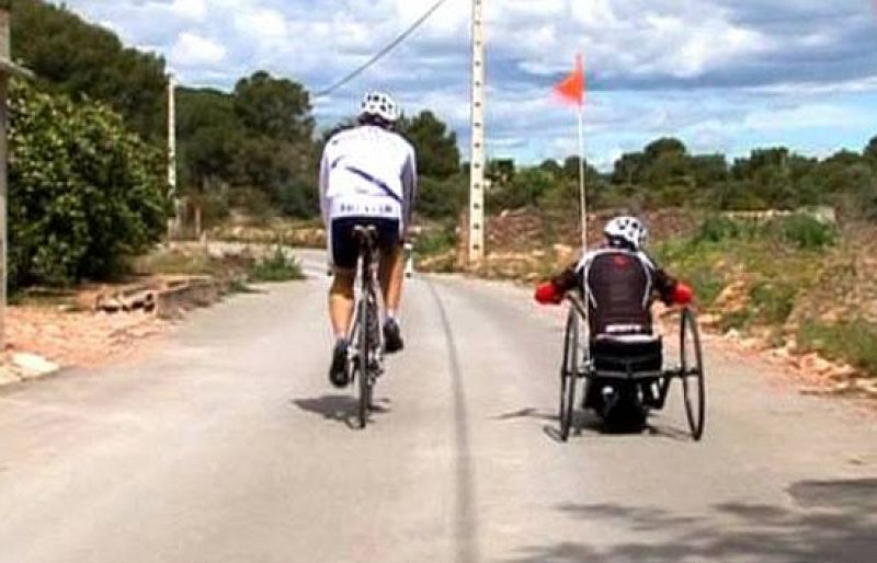 Después de su lesión vertebral en Motegi el año pasado, el piloto valenciano de 250 cc Héctor Barberá ha tirado de casta para llevar a cabo un duro proceso de rehabilitación.