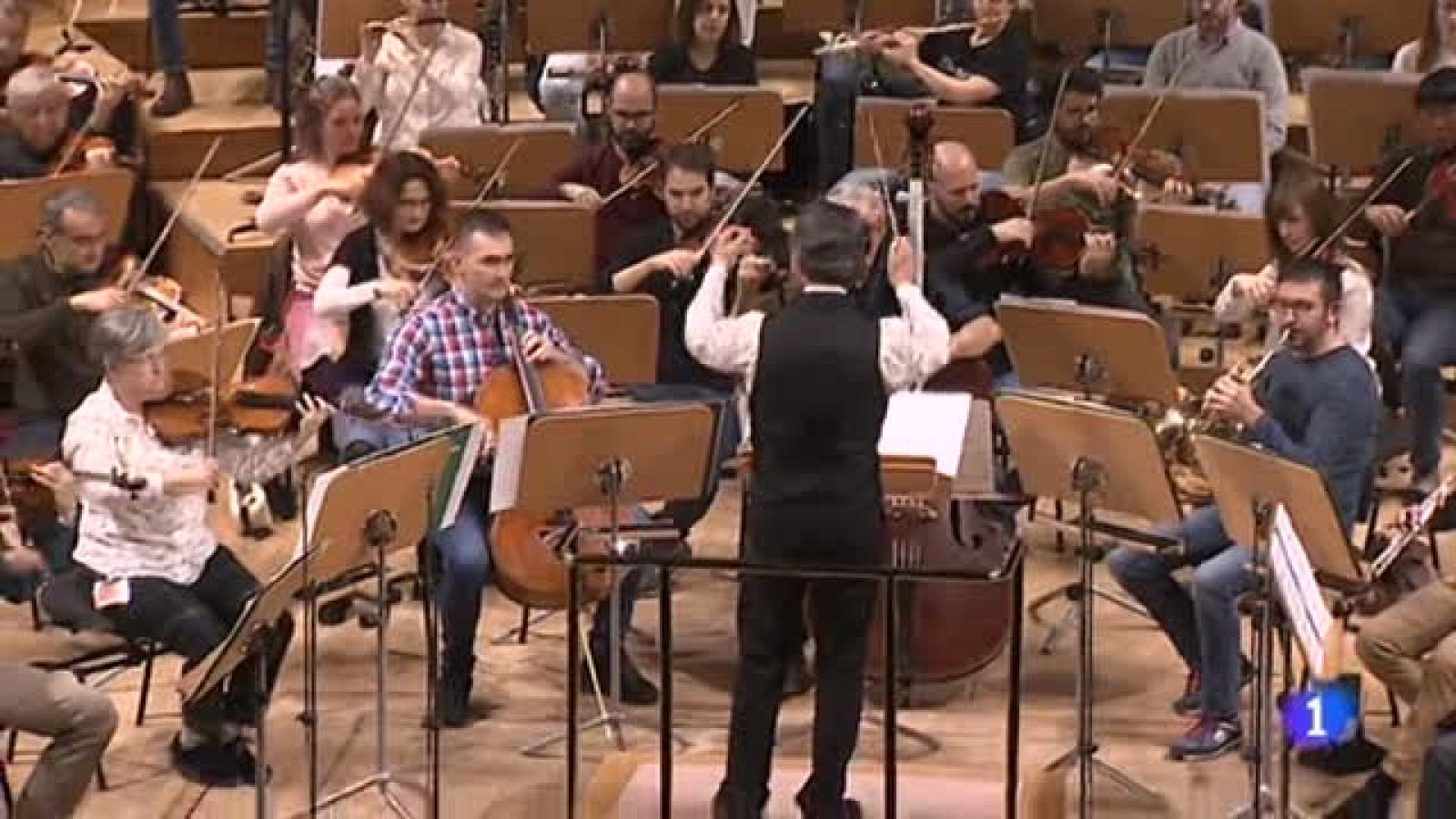 'Carta Magna', la composción musical que celebra 40 años de Constitución | Ver