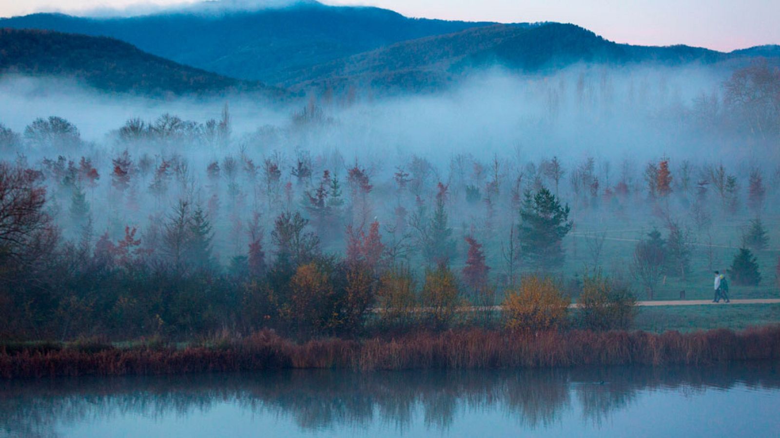 Nieblas que pueden ser persistentes localmente en la Meseta norte