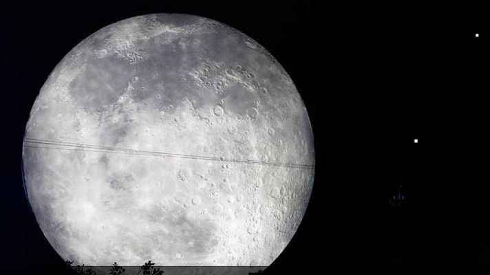 Informativo 24h - China lanza la primera misión a la cara oculta de la Luna