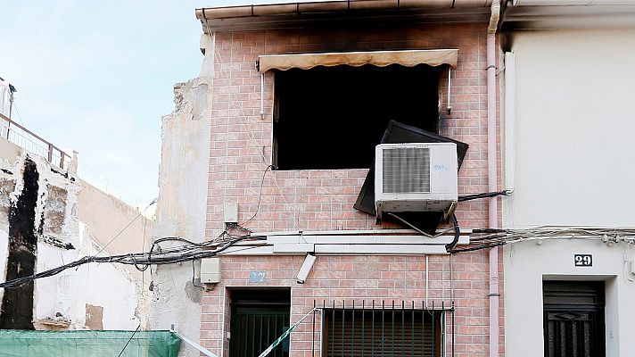 Telediario 1 - Un matrimonio italiano muere en el incendio de su vivienda en Sant Joan d'Alacant