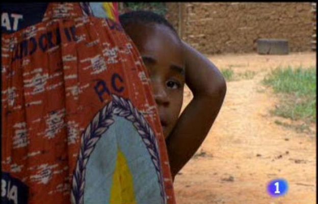 Informe Semanal - Pigmeos: los nómadas de la selva