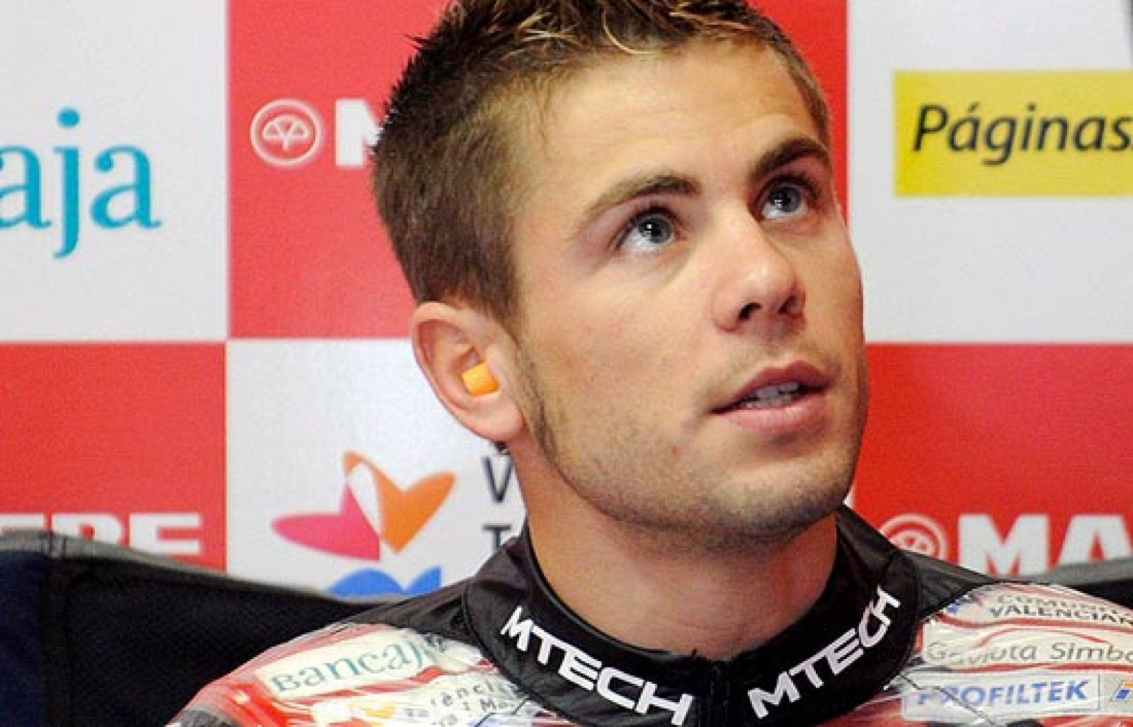 Álvaro bautista se ha aupado a la primera plaza de la clasificación general de 250 cc tras su victoria en Motegi.