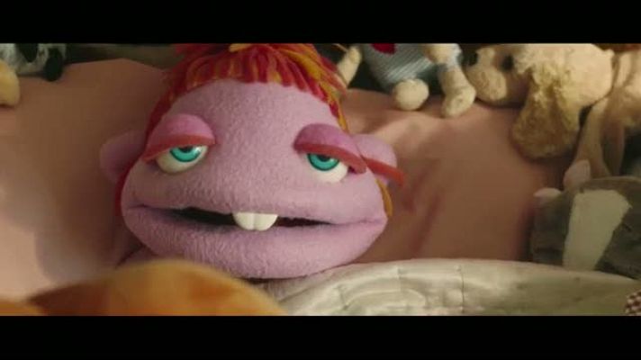  - 'Amigos', videoclip de la película de los Lunnis interpretado por Gisela