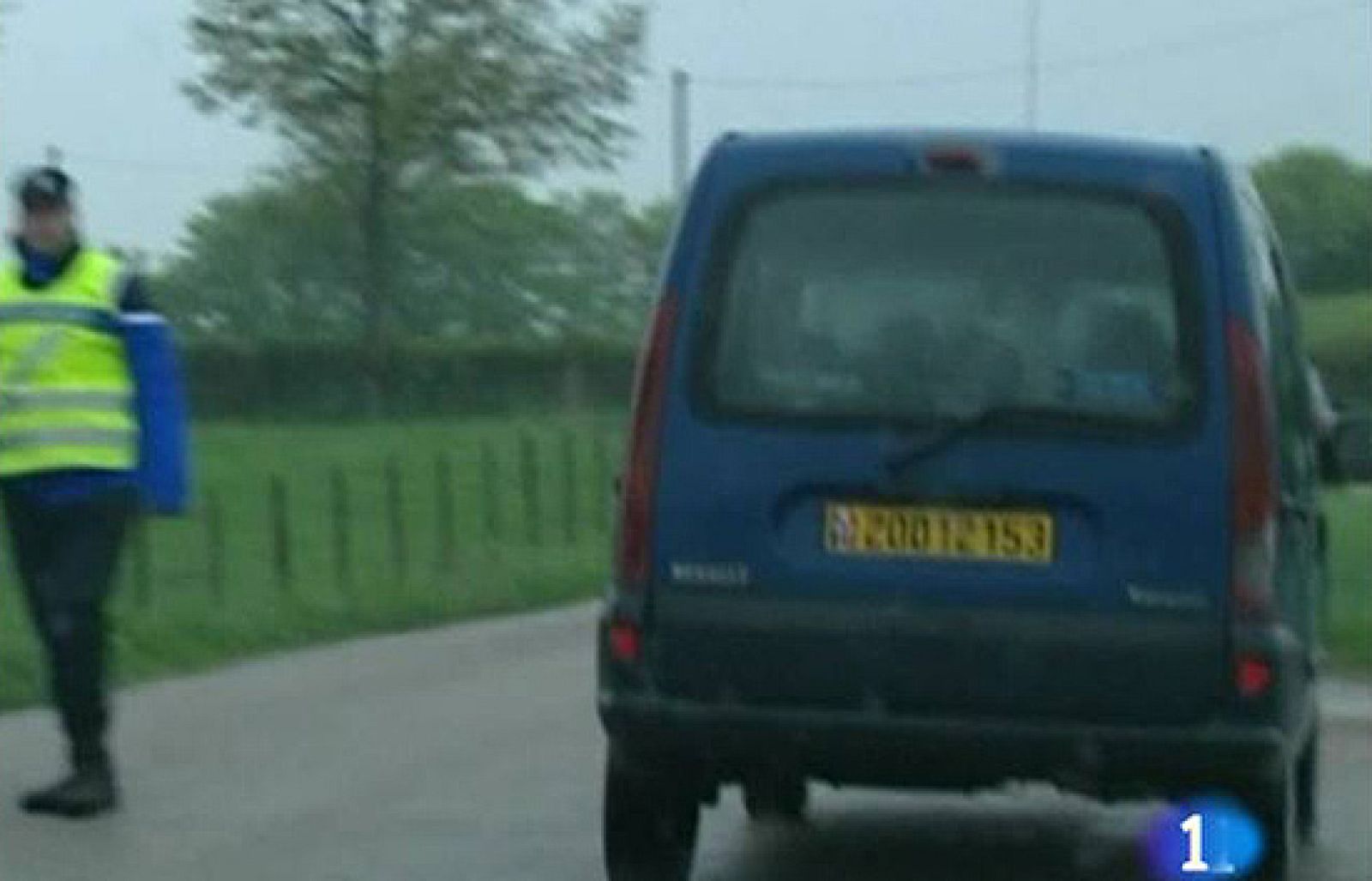 Francia busca a dos presuntos etarras | Ver