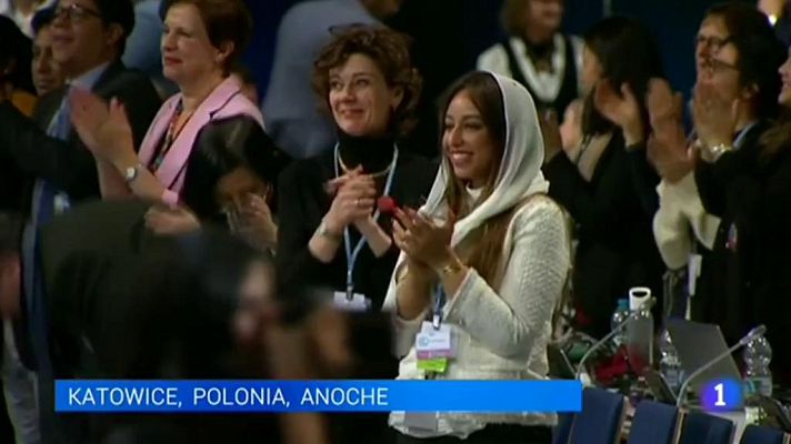 Telediario 1 - Se retrasa el reparto del mercado de carbono