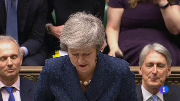 Telediario 1 - La presión sobre Theresa May aumenta desde dentro y fuera de su partido