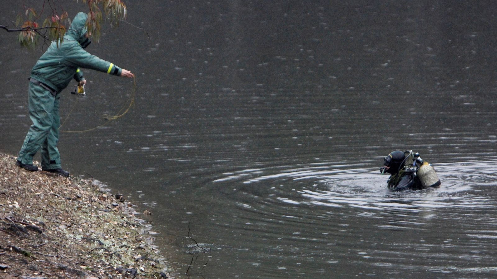 Encuentran el cadáver de una mujer en la zona de Huelva donde se busca a la profesora desaparecida