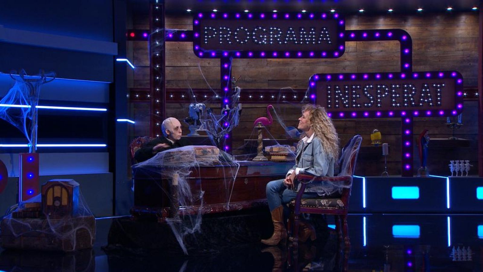 Programa Inesperat - L'EntrebPrograma Inesperat - L'Entrebèstia a la Carme Conesa