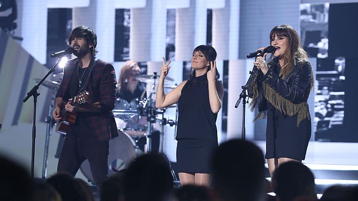 OT 2018 - Rozalen y David Otero cantan "Baile"