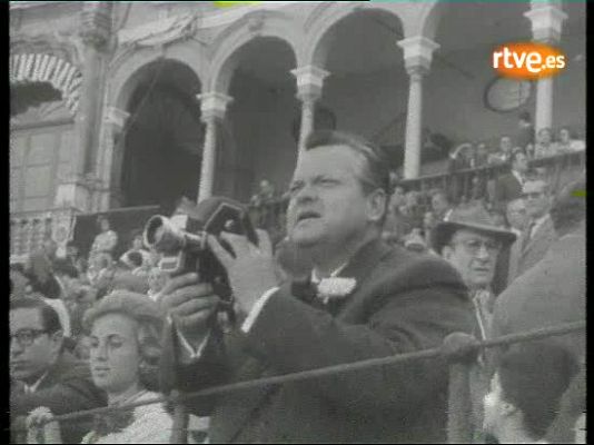Fue noticia en el Archivo de RTVE - Famosos en la Feria de Abril