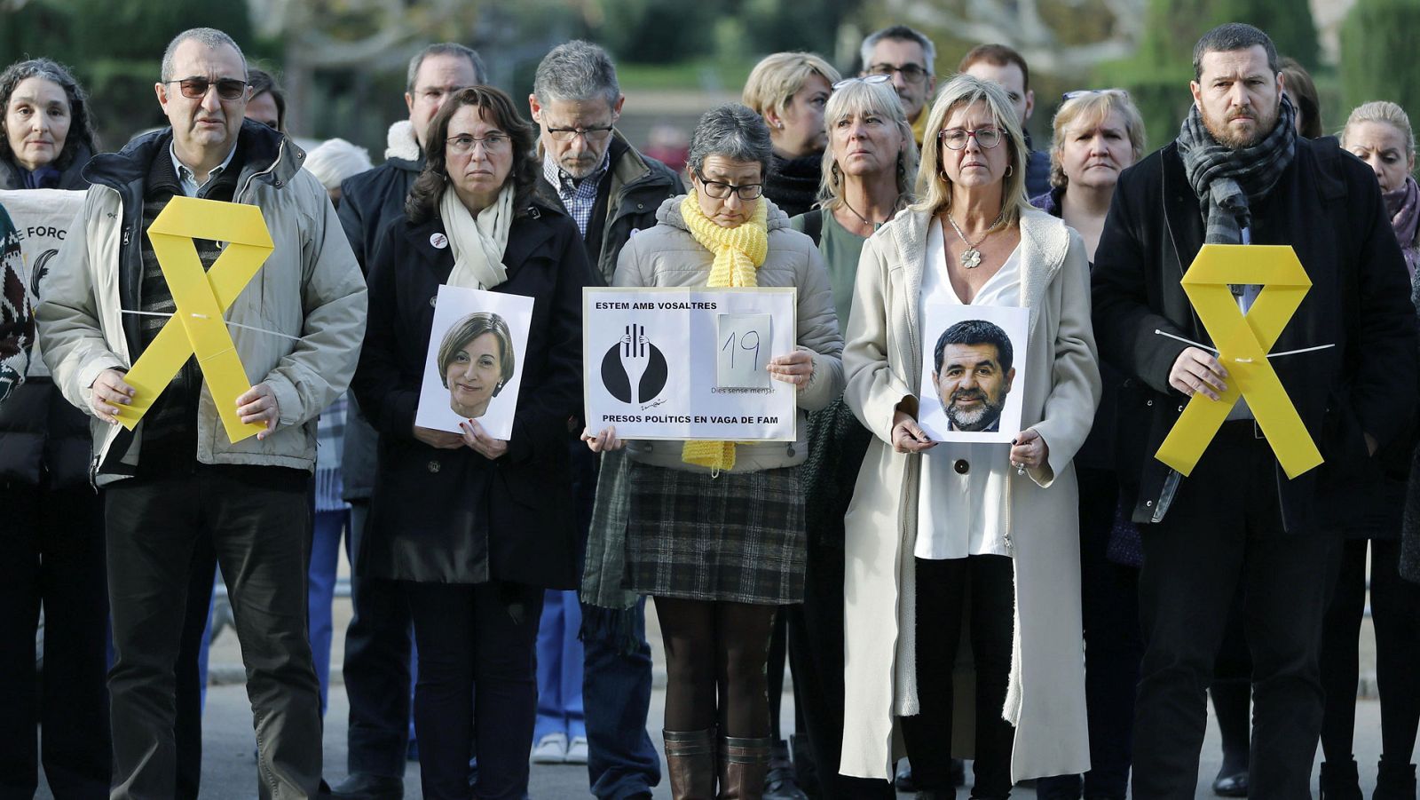 Comunicado de los políticos presos anunciando que dejan la huelga de hambre