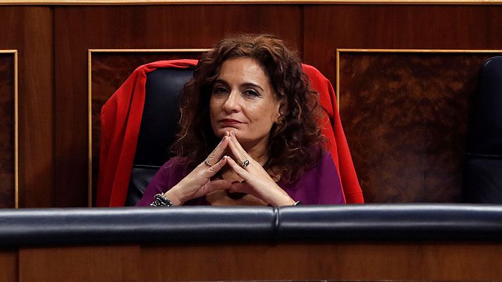 Telediario 1 - El Congreso, con ERC y PDeCAT, salva la senda déficit