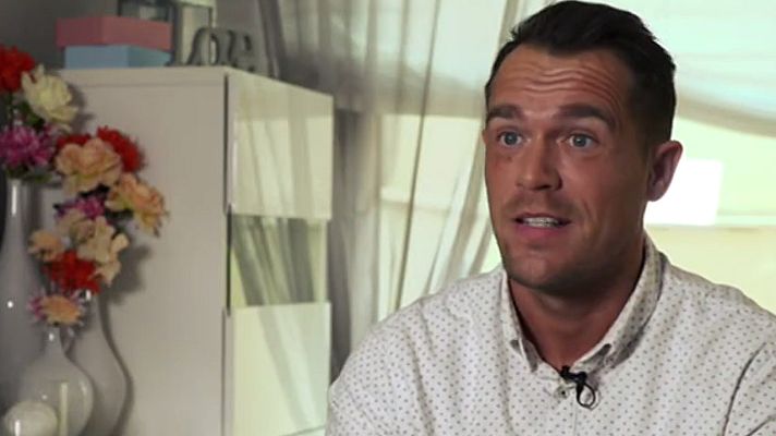 Telediario 1 - Juande Oyón, árbitro y policía