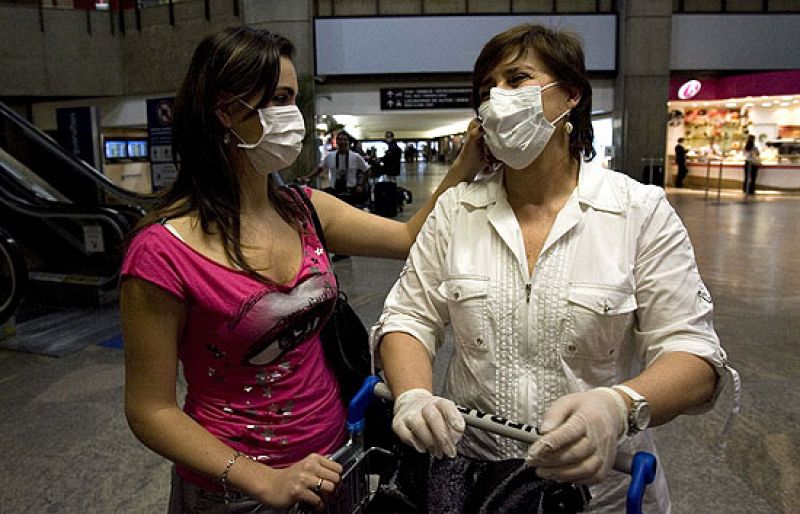 Telediario 2 en cuatro minutos - 27/04/09 | Ver