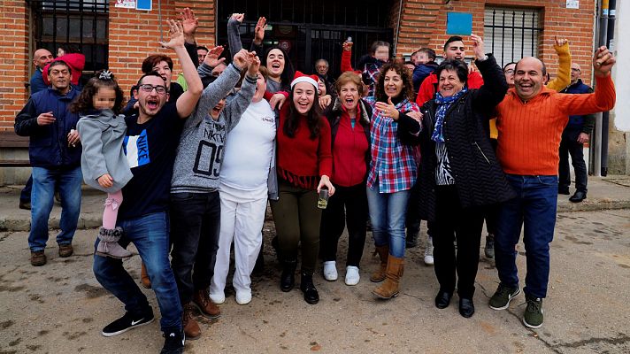 Lotería de Navidad - San Román de Hornija se reparte un quinto premio
