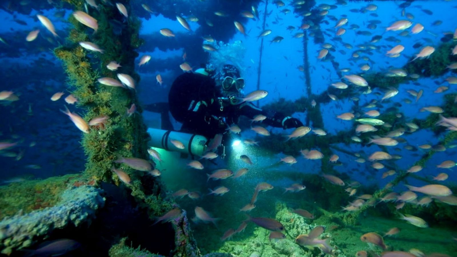 Hundidos - Mardinian - ver ahora