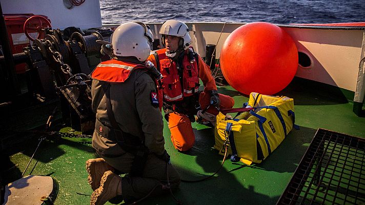 Telediario 1 - El Open Arms navega rumbo a Algeciras