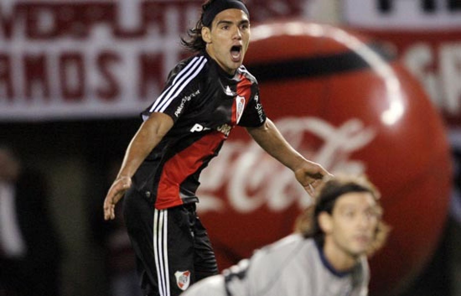 Agresión a un recogepelotas | Ver