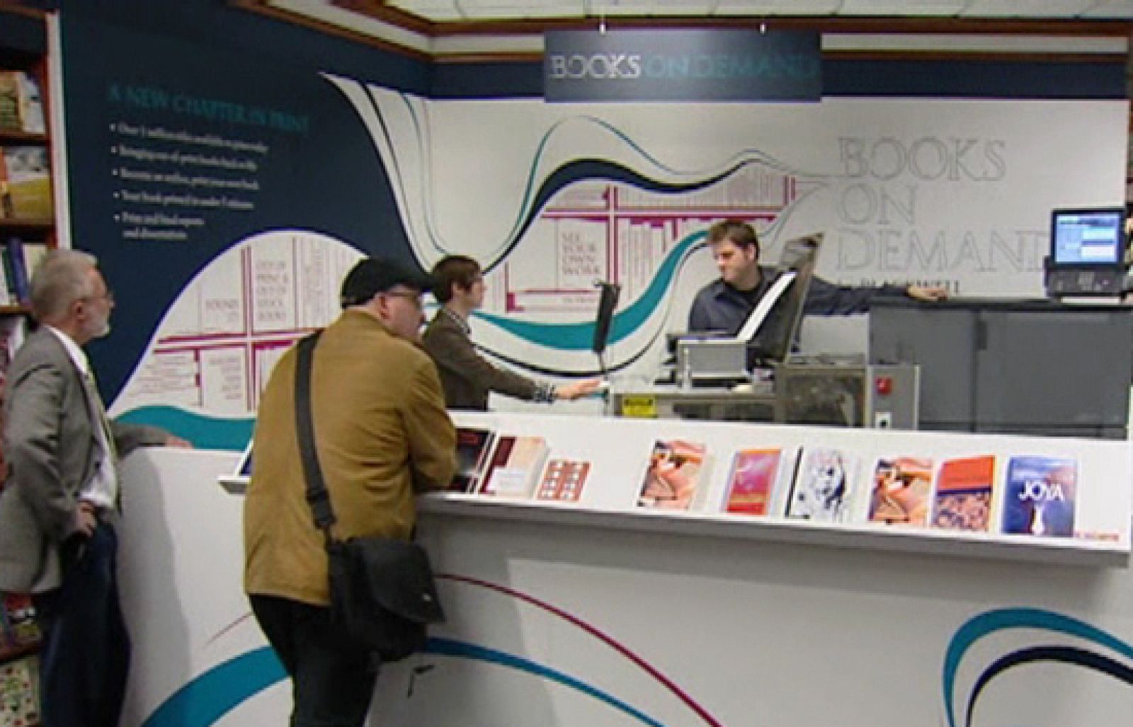 Pides un libro y te lo imprime al momento | Ver